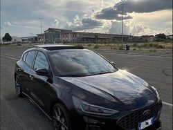 Nero Usata 2023 Ford Focus ST Tre volumi | 35.900 € (Molto cara)