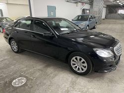 Nero Usata 2015 Mercedes E200 Executive Tre volumi | 12.900 € (Buon prezzo)