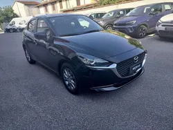 Grigio Usata 2022 Mazda 2 Evolve Tre volumi | 13.900 € (Buon prezzo)