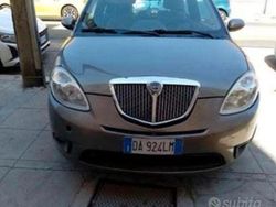 Usata 2007 Lancia Ypsilon Due volumi | 2899 €