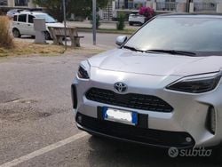 Usata 2022 Toyota Yaris Hybrid Due volumi | 20.500 € (Molto cara)