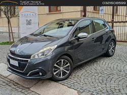 Grigio Usata 2017 Peugeot 208 Allure Due volumi | 6500 € (Buon prezzo)