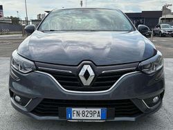 Grigio Usata 2018 Renault Mégane IV Business Tre volumi | 11.600 € (Buon prezzo)