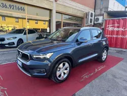Grigio Usata 2020 Volvo XC40 Momentum SUV | 22.999 € (Buon prezzo)