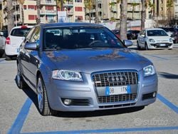 Grigio Usata 2006 Audi A3 Attraction Tre volumi | 4000 € (Molto cara)
