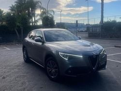 Grigio Usata 2017 Alfa Romeo Stelvio Super SUV | 17.990 € (Buon prezzo)