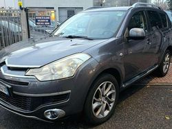 Grigio Usata 2009 Citroën C-Crosser SUV | 3300 € (Buon prezzo)