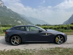 Other Usata 2012 Ferrari FF Coupé | 126.000 €