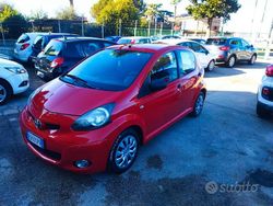 Rosso Usata 2010 Toyota Aygo Due volumi | 3899 € (Buon prezzo)
