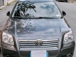 Usata 2006 Toyota Avensis Station wagon | 1100 € (Buon prezzo)