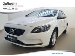 Bianco Usata 2017 Volvo V40 Business Edition Station wagon | 12.500 € (Buon prezzo)