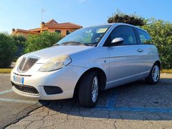 Argento Usata 2008 Lancia Ypsilon Due volumi | 2750 € (Buon prezzo)