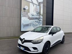 Bianco Usata 2021 Renault Clio V Life Tre volumi | 6900 € (Ottimo prezzo)