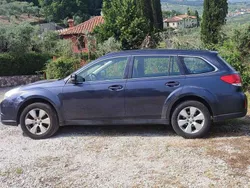 Blu/azzurro Usata 2013 Subaru Outback Trend SUV | 7000 € (Ottimo prezzo)