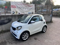Bianco Usata 2015 Smart ForTwo Coupé Passion Due volumi | 7998 € (Ottimo prezzo)