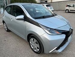 Grigio Usata 2018 Toyota Aygo X-pure Due volumi | 8800 € (Cara)