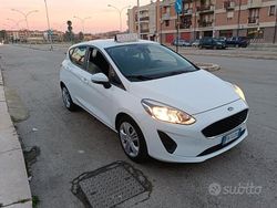 Bianco Usata 2018 Ford Fiesta Tre volumi | 6500 € (Buon prezzo)