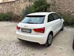 Bianco Usata 2015 Audi A1 Due volumi | 8000 € (Ottimo prezzo)