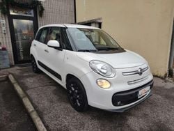 Bianco metallizzato Usata 2017 Fiat 500L Lounge Monovolume | 9900 € (Buon prezzo)