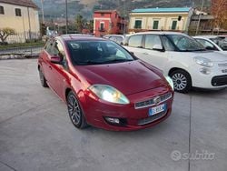 Rosso Usata 2012 Fiat Bravo Emotion Due volumi | 2500 € (Buon prezzo)