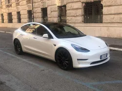Bianco Usata 2021 Tesla Model 3 Tre volumi | 26.000 € (Buon prezzo)