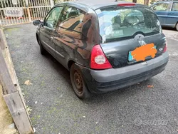 Usata 2006 Renault Clio II Due volumi | 600 € (Super prezzo)