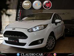Bianco Usata 2017 Ford Fiesta Business Edition Tre volumi | 7900 € (Buon prezzo)