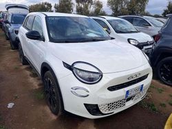 Bianco Usata 2025 Fiat 600 La Prima SUV | 21.950 €