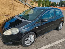 Usata 2007 Fiat Grande Punto Due volumi | 1800 € (Buon prezzo)