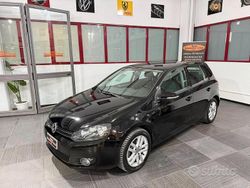 Nero Usata 2011 VW Golf VI Highline Tre volumi | 7600 € (Buon prezzo)