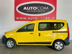 Giallo Usata 2018 Dacia Dokker Comfort Furgone | 8300 € (Buon prezzo)