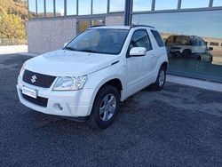 Bianco Usata 2012 Suzuki Grand Vitara SUV | 14.350 € (Buon prezzo)