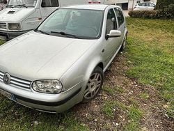 Usata 2001 VW Golf IV Tre volumi | 700 € (Super prezzo)