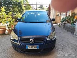 Blu Usata 2007 VW Polo Tre volumi | 2700 € (Molto cara)