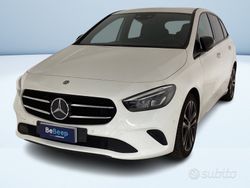 Bianco Usata 2020 Mercedes B180 Monovolume | 24.000 € (Cara)