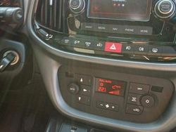 Grigio Usata 2015 Fiat Doblò Monovolume | 15.000 € (Cara)