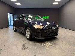 Blu/azzurro Usata 2021 Audi A1 Sportback Due volumi | 15.990 € (Super prezzo)