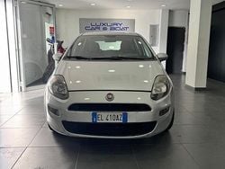 Grigio Usata 2012 Fiat Punto Lounge Tre volumi | 2500 € (Super prezzo)