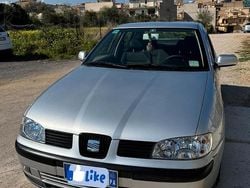Grigio Usata 2002 Seat Cordoba Tre volumi | 3900 €