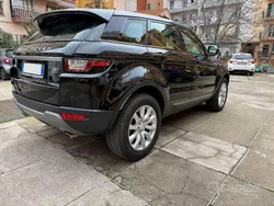 Nero Usata 2018 Land Rover Range Rover evoque SE Dynamic Tre volumi | 21.000 € (Buon prezzo)