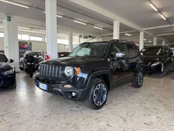 Nero Usata 2016 Jeep Renegade Trailhawk SUV | 13.999 € (Buon prezzo)