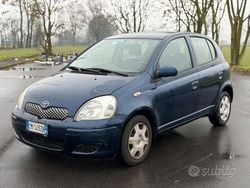 Blu Usata 2004 Toyota Yaris Sol Due volumi | 1850 € (Ottimo prezzo)