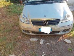 Grigio Usata 2006 Mercedes A200 Due volumi | 400 €