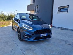 Blu/azzurro Usata 2019 Ford Fiesta ST-Line Tre volumi | 10.200 € (Cara)