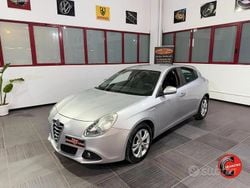 Grigio Usata 2011 Alfa Romeo Giulietta Distinctive Tre volumi | 4999 € (Buon prezzo)