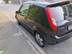 Nero Usata 2008 Ford Fiesta Ghia Due volumi | 1500 € (Ottimo prezzo)