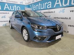 Blu Usata 2018 Renault Mégane IV Business Tre volumi | 8500 € (Buon prezzo)