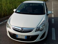 Bianco Usata 2011 Opel Corsavan Due volumi | 2500 €