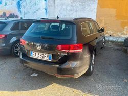 Nero Usata 2015 VW Passat Station wagon | 7200 € (Buon prezzo)