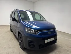 Blu mediterraneo Usata 2023 Fiat e-Doblò Launch Edition Monovolume | 24.990 € (Buon prezzo)